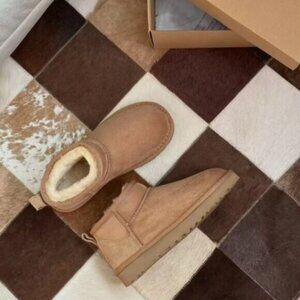 UGG Women's Classic Ultra Mini Boots